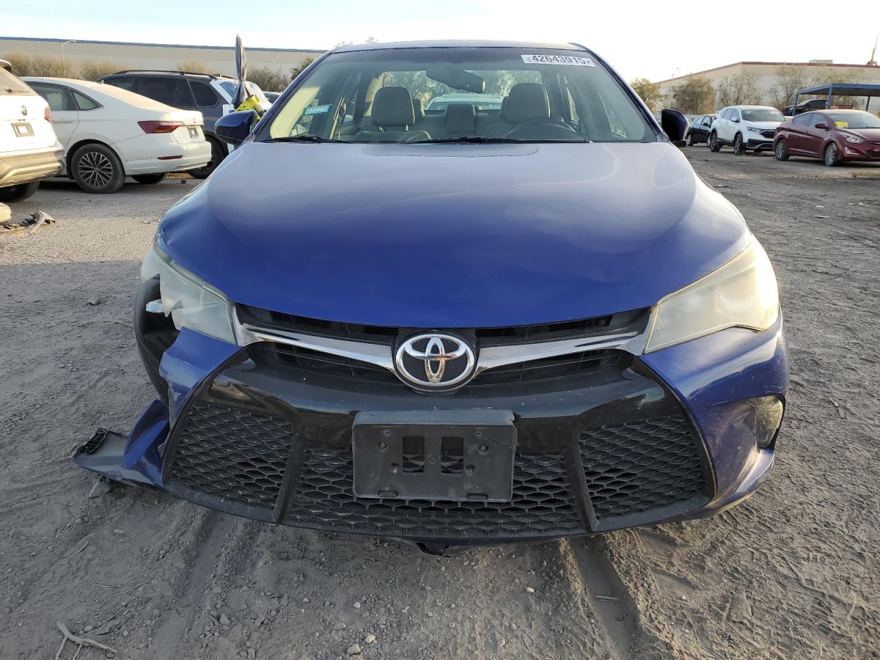 2016 Toyota Camry VIN 4T1BF1FK0GU549704 Copart auction photo, front end / side damage thumbnail 5