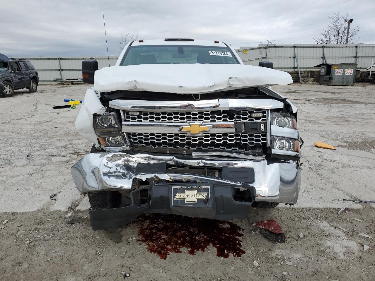 2019 Chevrolet Silverado VIN 1GC1KREG0KF217301 Copart auction photo, front end / side damage thumbnail 5
