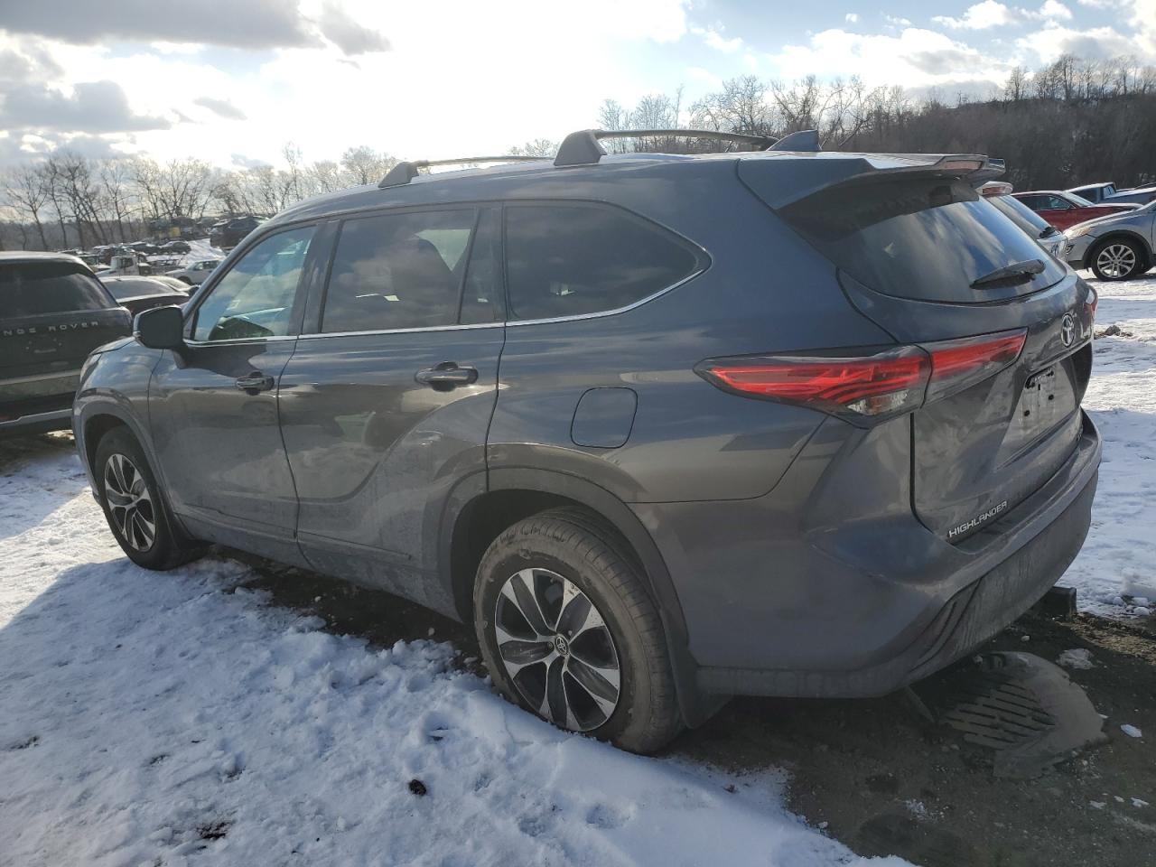 2020 Toyota Highlander VIN 5TDGZRBH4LS004551 Copart auction photo, missing/altered vin / front end damage thumbnail 2