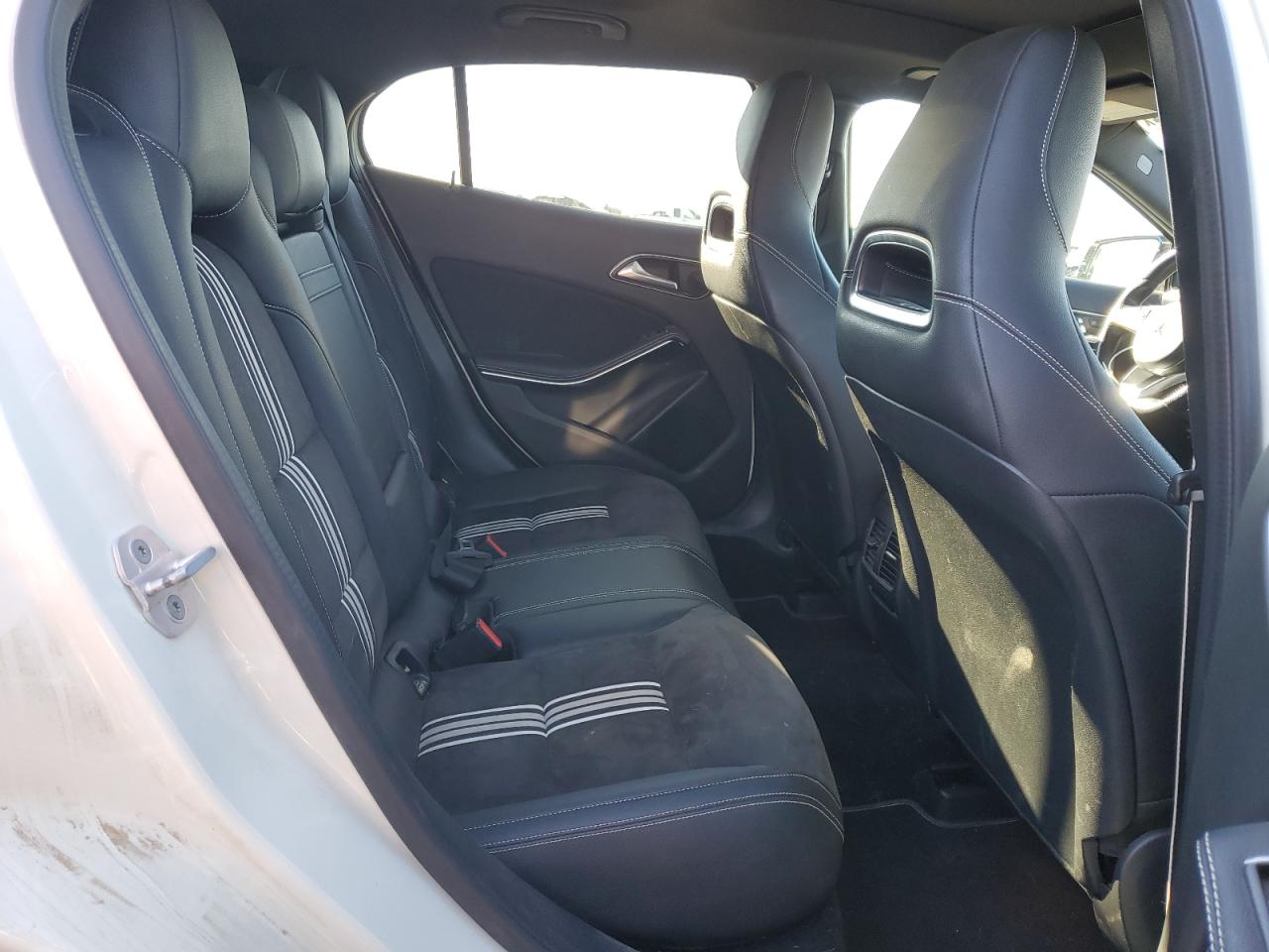 2018 Mercedes-Benz GLA-klasse VIN WDCTG4GB9JJ376497 Copart auction photo, all over damage thumbnail 11