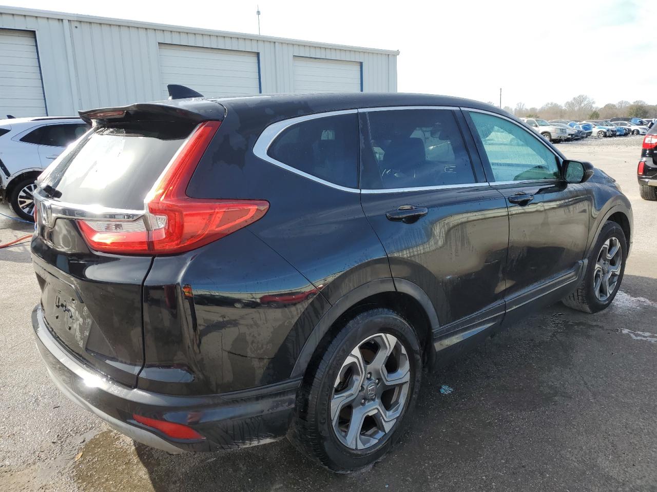 2019 Honda CR-V VIN 5J6RW1H51KA033642 Copart auction photo, side / front end damage thumbnail 3