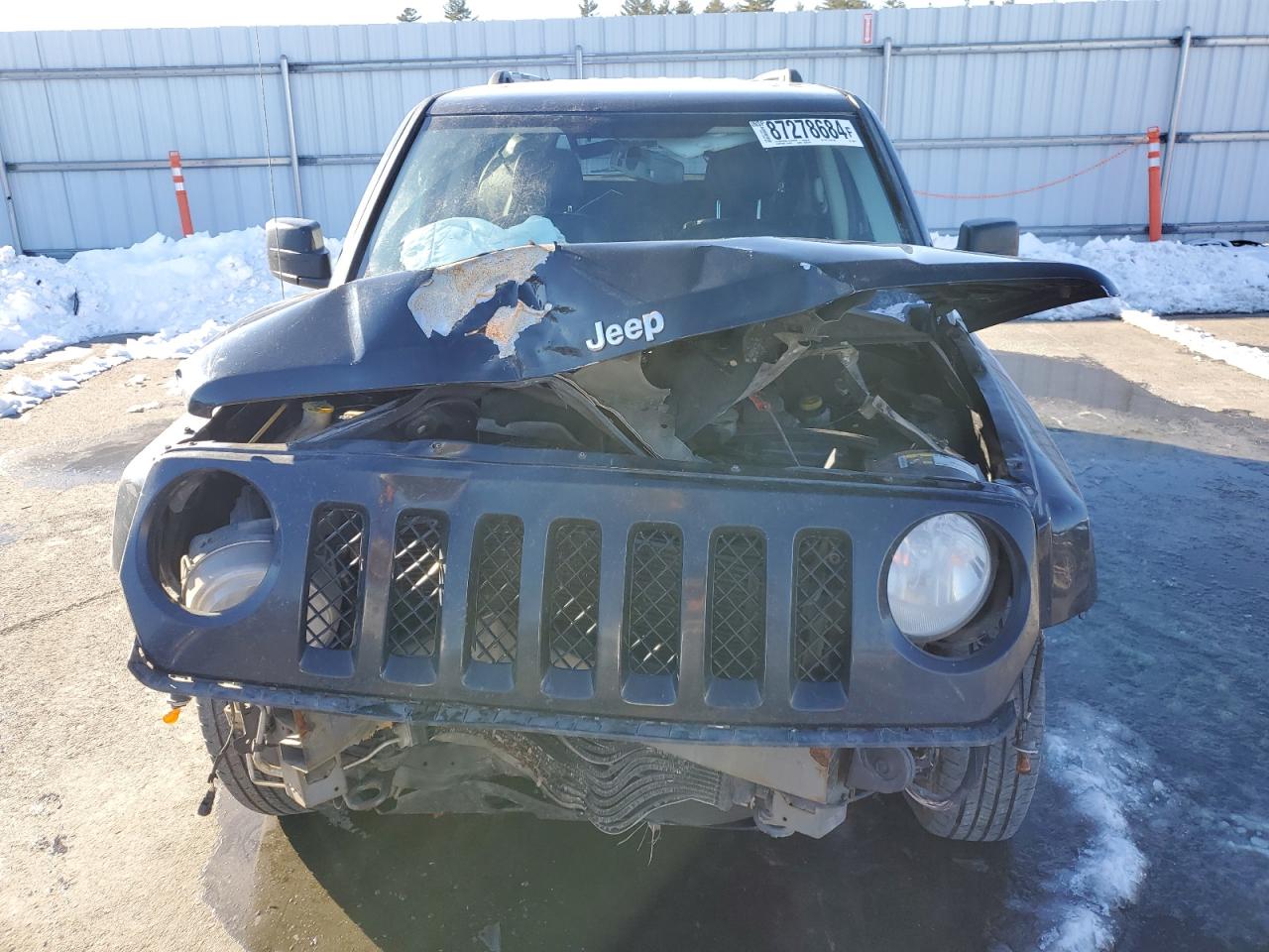 2014 Jeep Liberty (Patriot) VIN 1C4NJRCB9ED520234 Copart auction photo, front end damage thumbnail 5