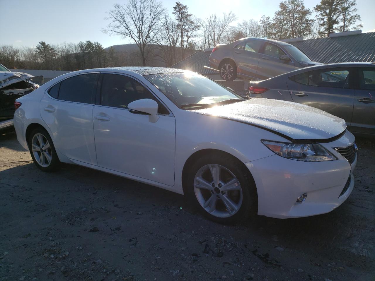 2015 Lexus ES VIN JTHBK1GG1F2204586 Copart auction photo, front end / minor dent/scratches damage thumbnail 4
