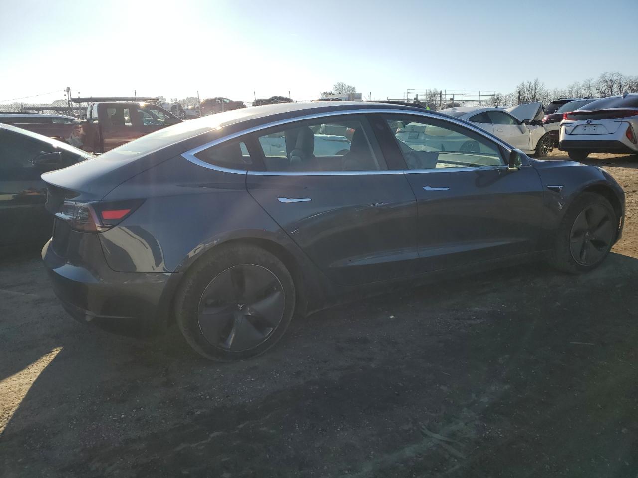 2020 Tesla Model 3 VIN 5YJ3E1EA8LF597054 Copart auction photo, side / minor dent/scratches damage thumbnail 3