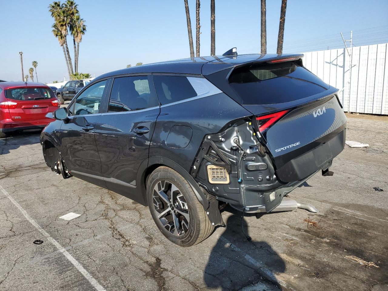 2025 KIA Sportage VIN KNDPV3DF6S7372162 Copart auction photo, front end / rear end damage thumbnail 2