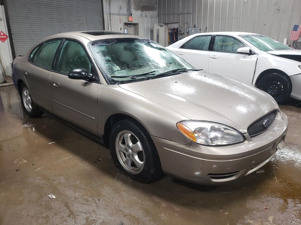 2004 Ford Taurus VIN 1FAFP55254G187056 Copart auction photo, rear end damage thumbnail 4