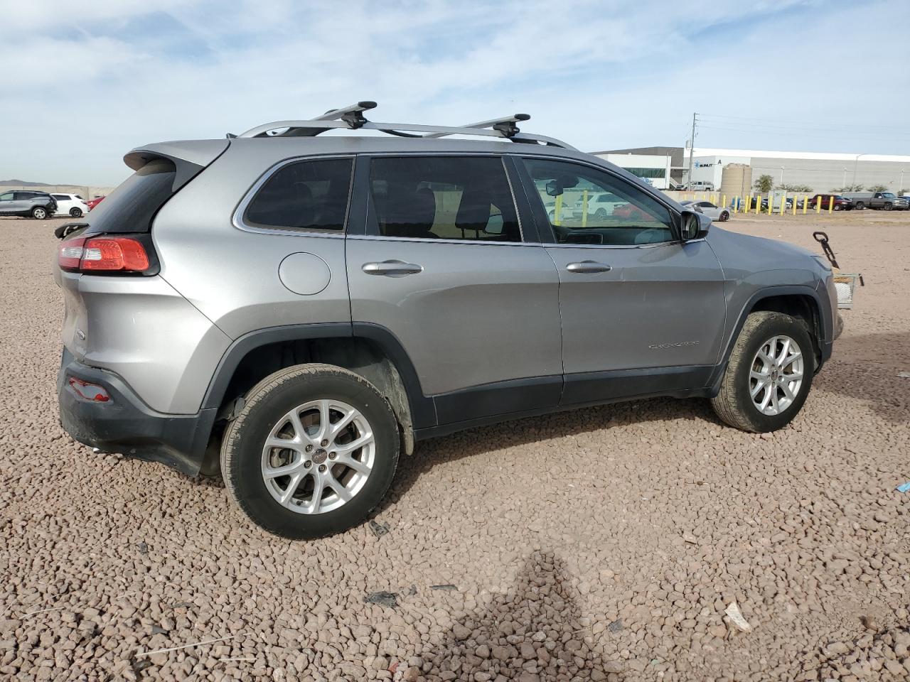 2016 Jeep Grand Cherokee VIN 1C4PJMCBXGW321924 Copart auction photo, rear end / minor dent/scratches damage thumbnail 3