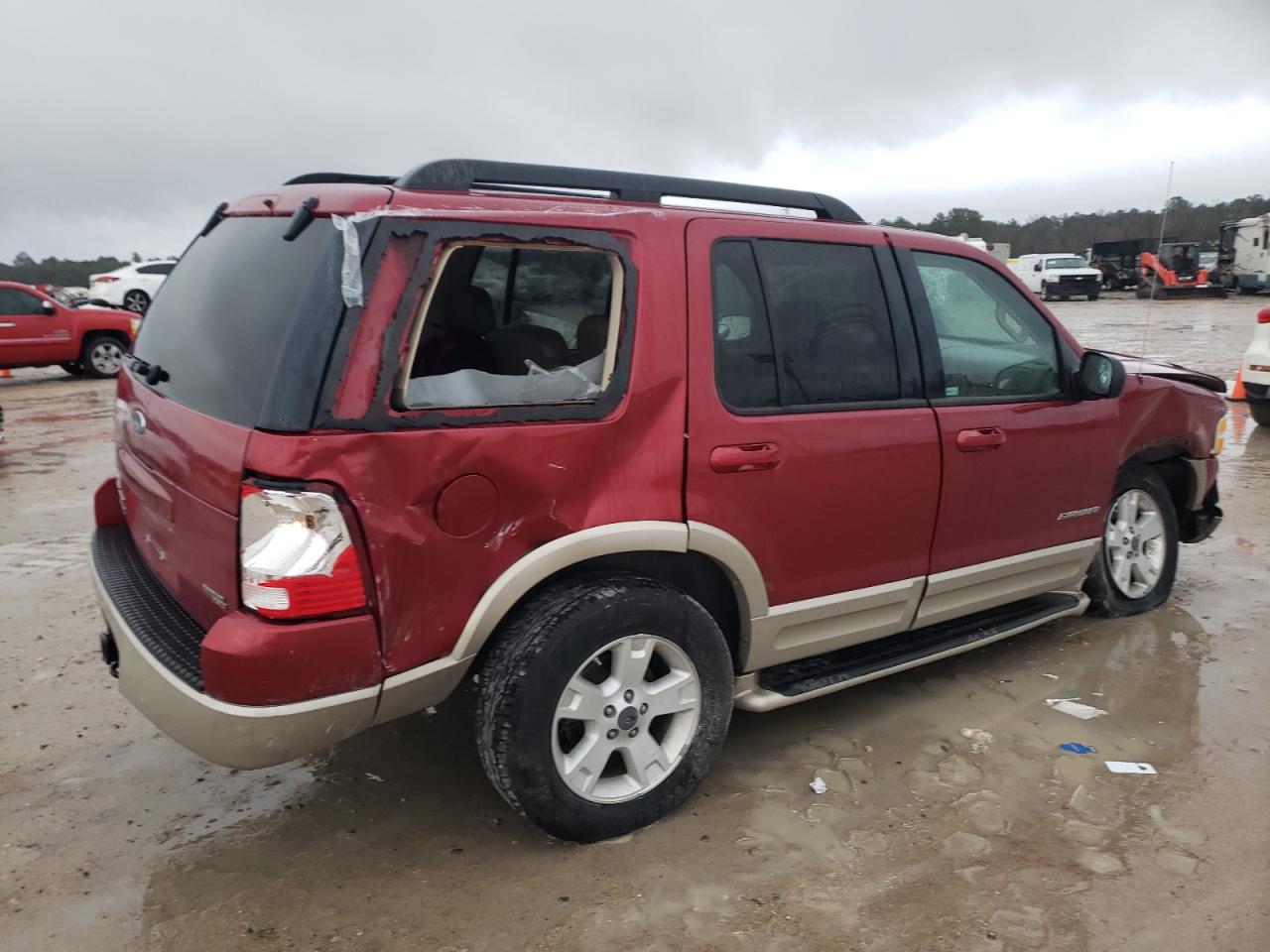 2005 Ford Explorer VIN 1FMZU64K95UA84552 Copart auction photo, rear end / front end damage thumbnail 3