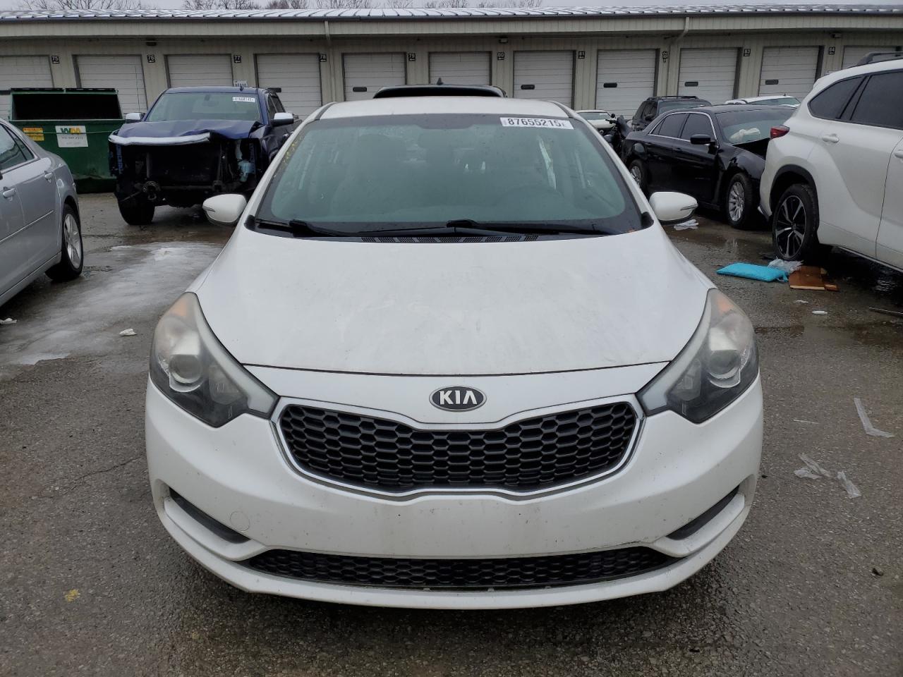 2015 KIA Forte VIN KNAFX4A60F5340516 Copart auction photo, side damage thumbnail 5