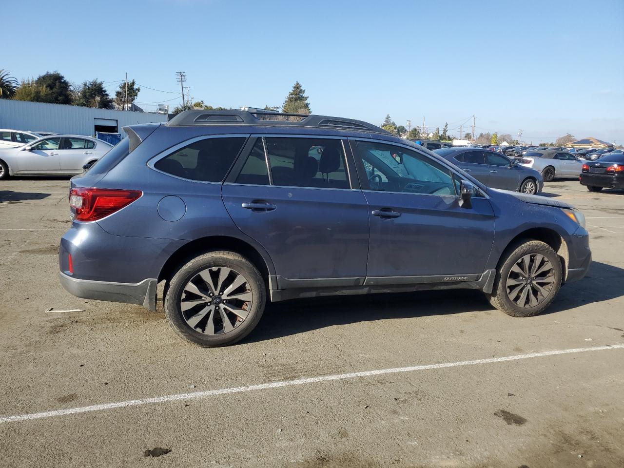 2016 Subaru Outback VIN 4S4BSALC6G3243444 Copart auction photo, burn - engine damage thumbnail 3