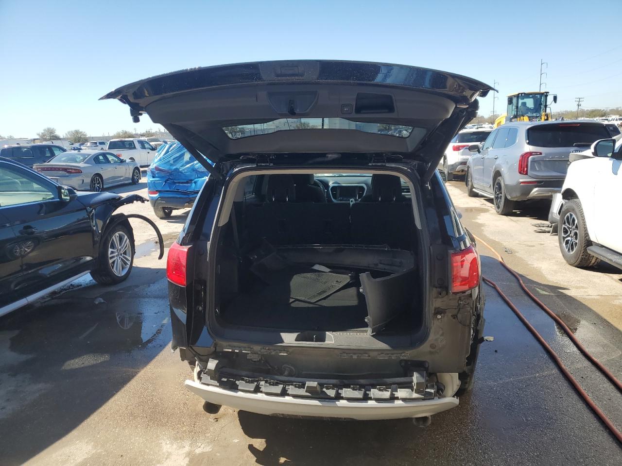 2017 GMC Acadia VIN 1GKKNLLSXHZ191091 Copart auction photo, side / rear end damage thumbnail 6