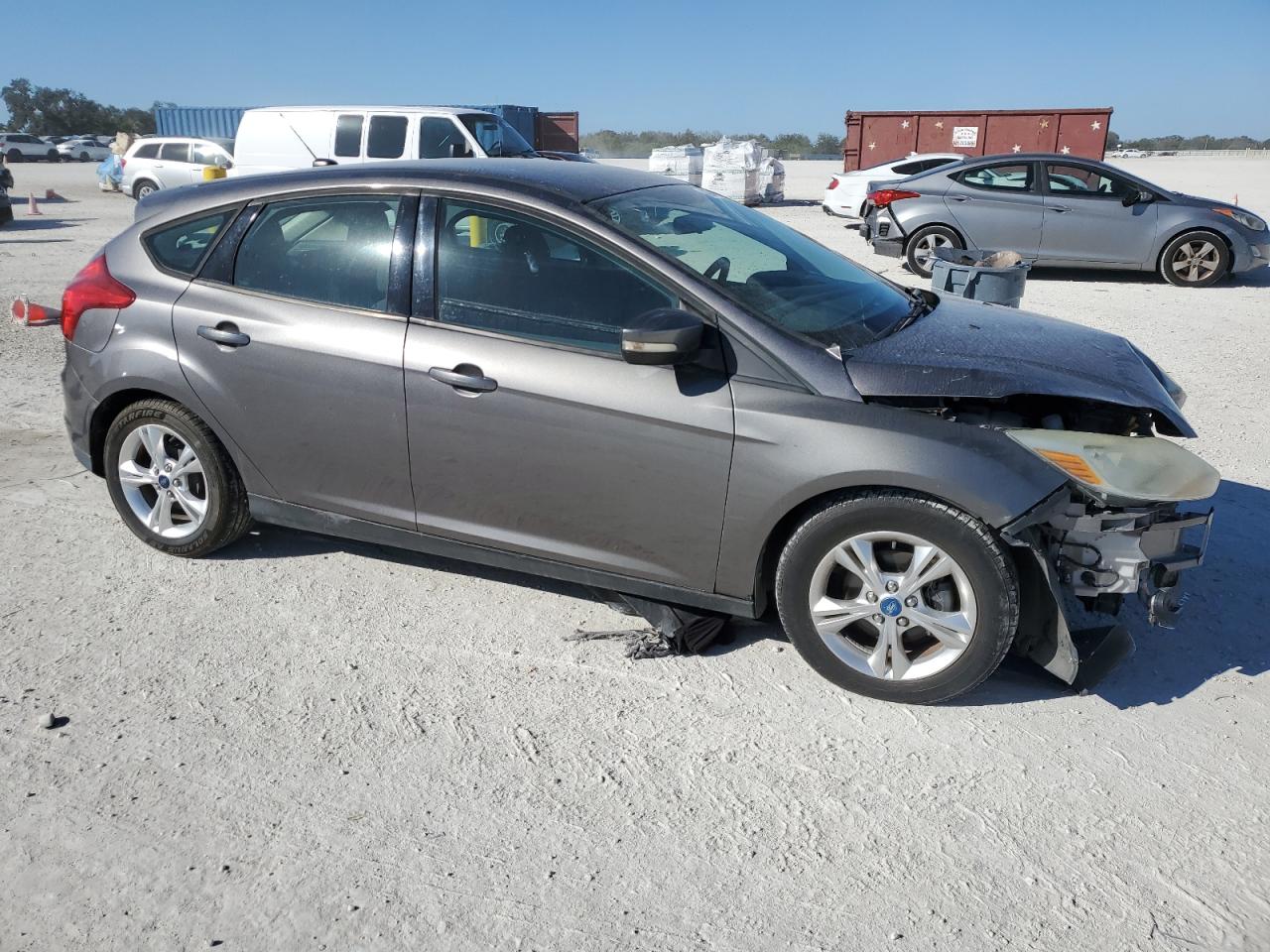 2014 Ford Focus VIN 1FADP3K21EL152331 Copart auction photo, front end damage thumbnail 4