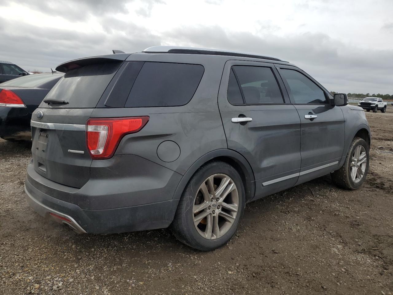 2016 Ford Explorer VIN 1FM5K7F82GGC57728 Copart auction photo, rear end / undercarriage damage thumbnail 3