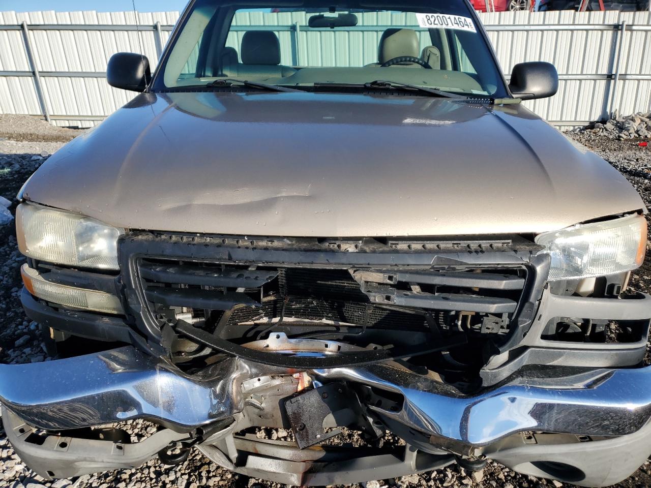 2004 GMC Sierra VIN 1GTHK24U14E398298 Copart auction photo, front end damage thumbnail 13
