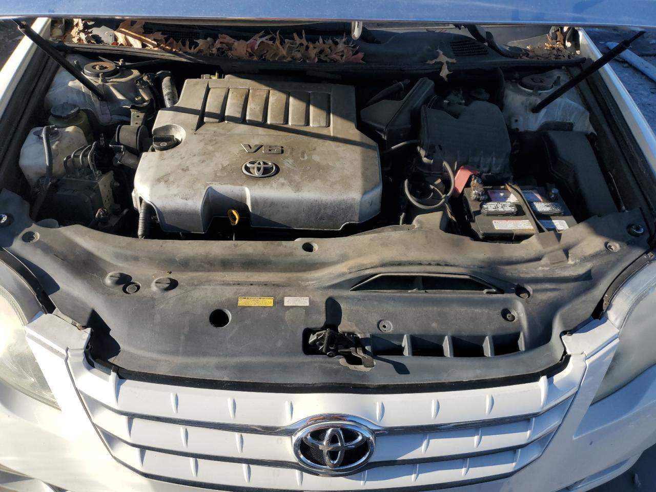 2005 Toyota Avalon VIN 4T1BK36B85U016195 Copart auction photo, front end / side damage thumbnail 13