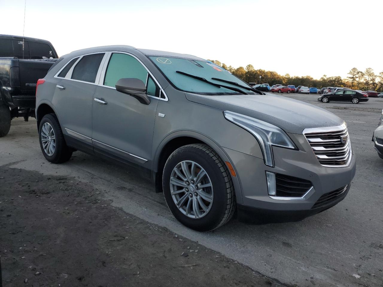 2019 Cadillac XT5 VIN 1GYKNCRS3KZ231368 Copart auction photo, mechanical damage thumbnail 4