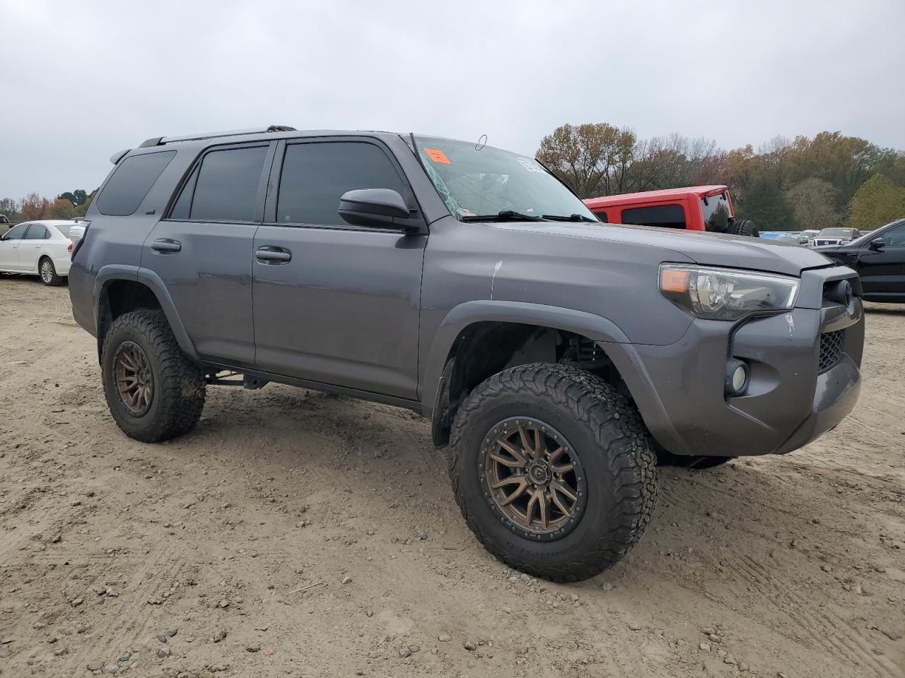 2019 Toyota 4Runner VIN JTEBU5JR3K5629647 Copart auction photo, all over damage thumbnail 4