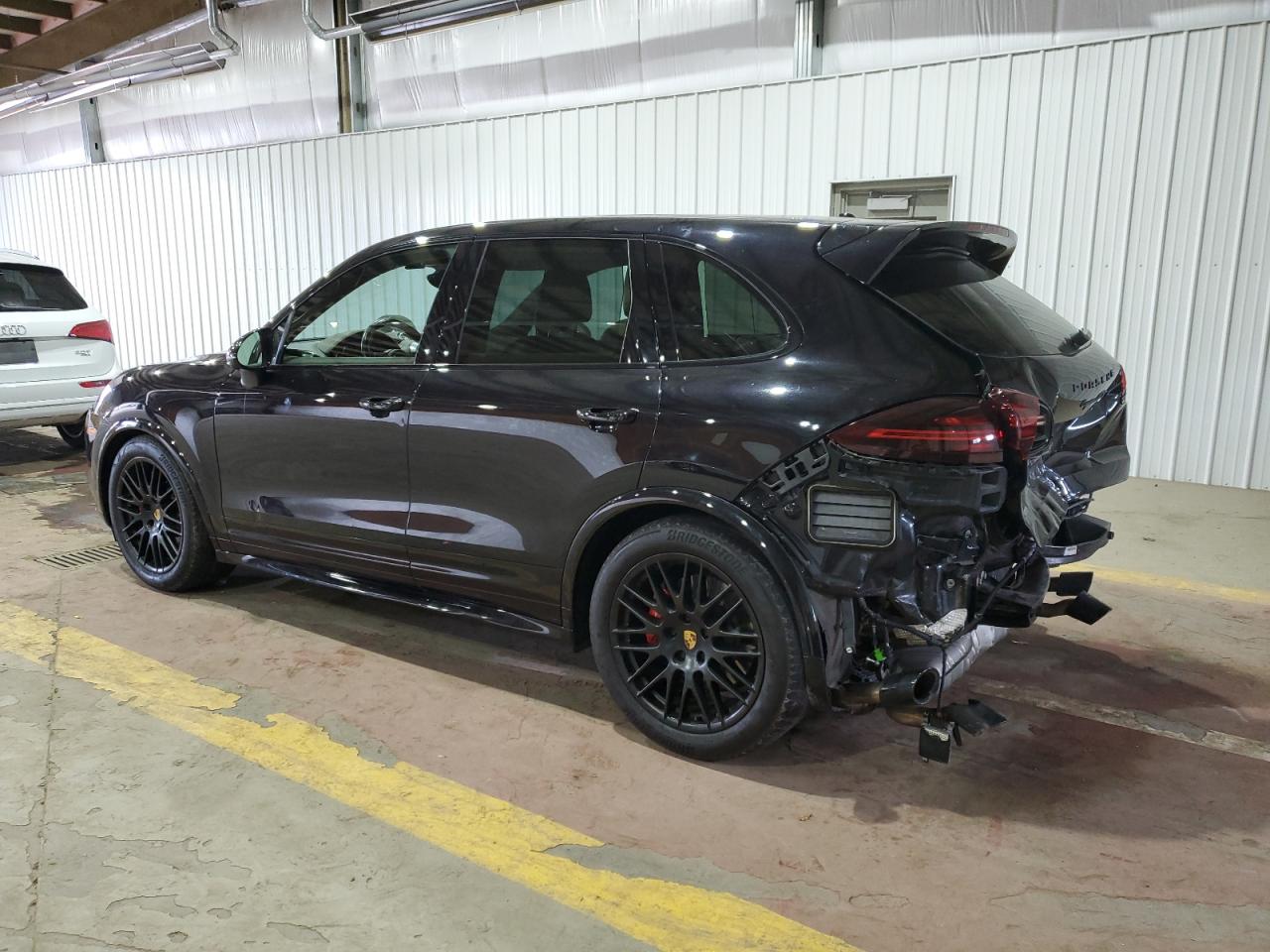 2016 Porsche Cayenne VIN WP1AD2A29GLA71810 Copart auction photo, all over damage thumbnail 2