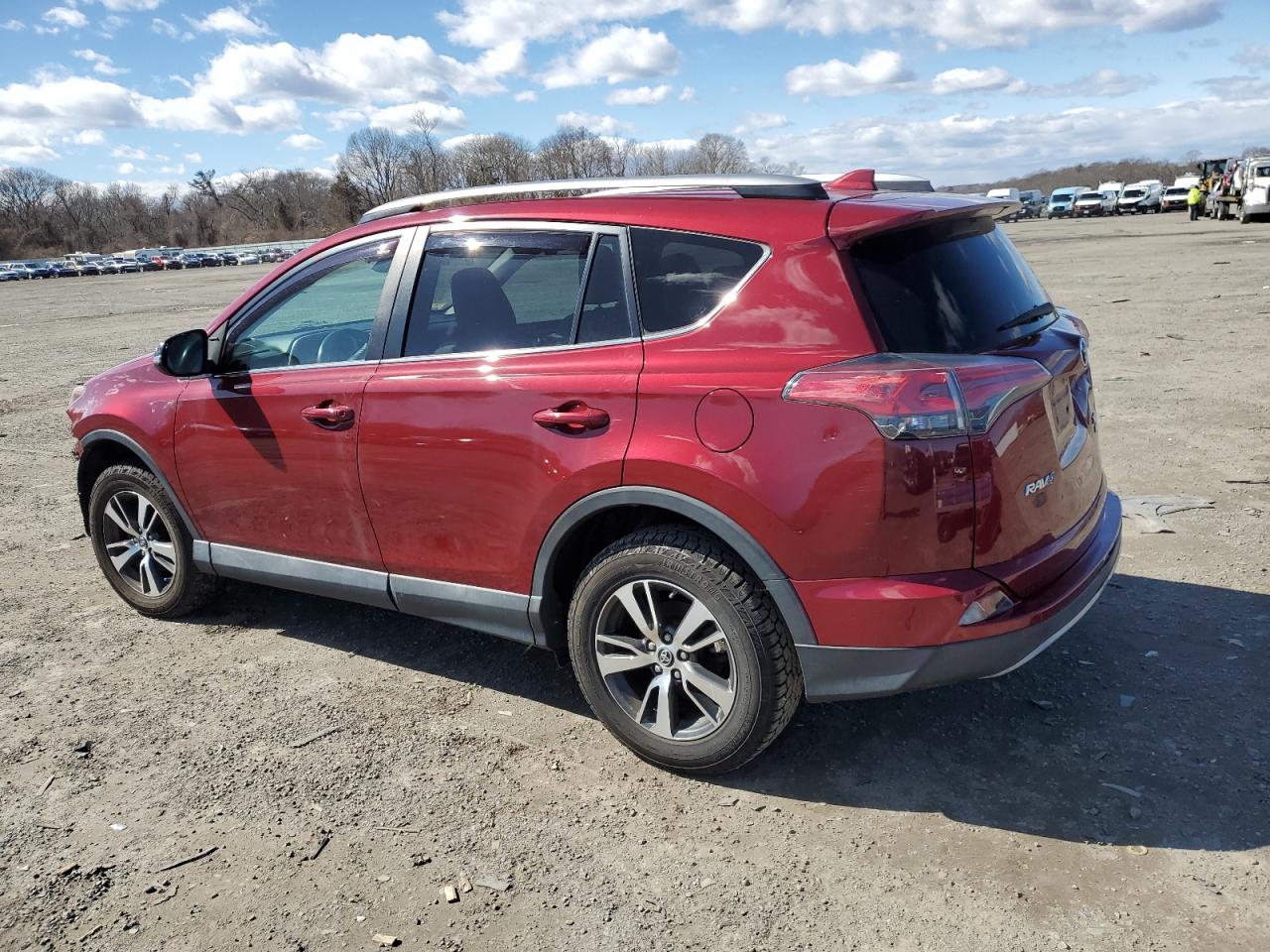 2018 Toyota RAV 4 VIN 2T3RFREVXJW715931 Copart auction photo, front end / side damage thumbnail 2