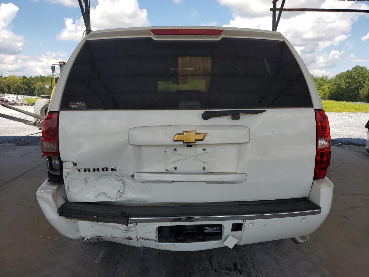 2013 Chevrolet Tahoe VIN 1GNSCCE03DR252277 Copart auction photo, front end / rear end damage thumbnail 6