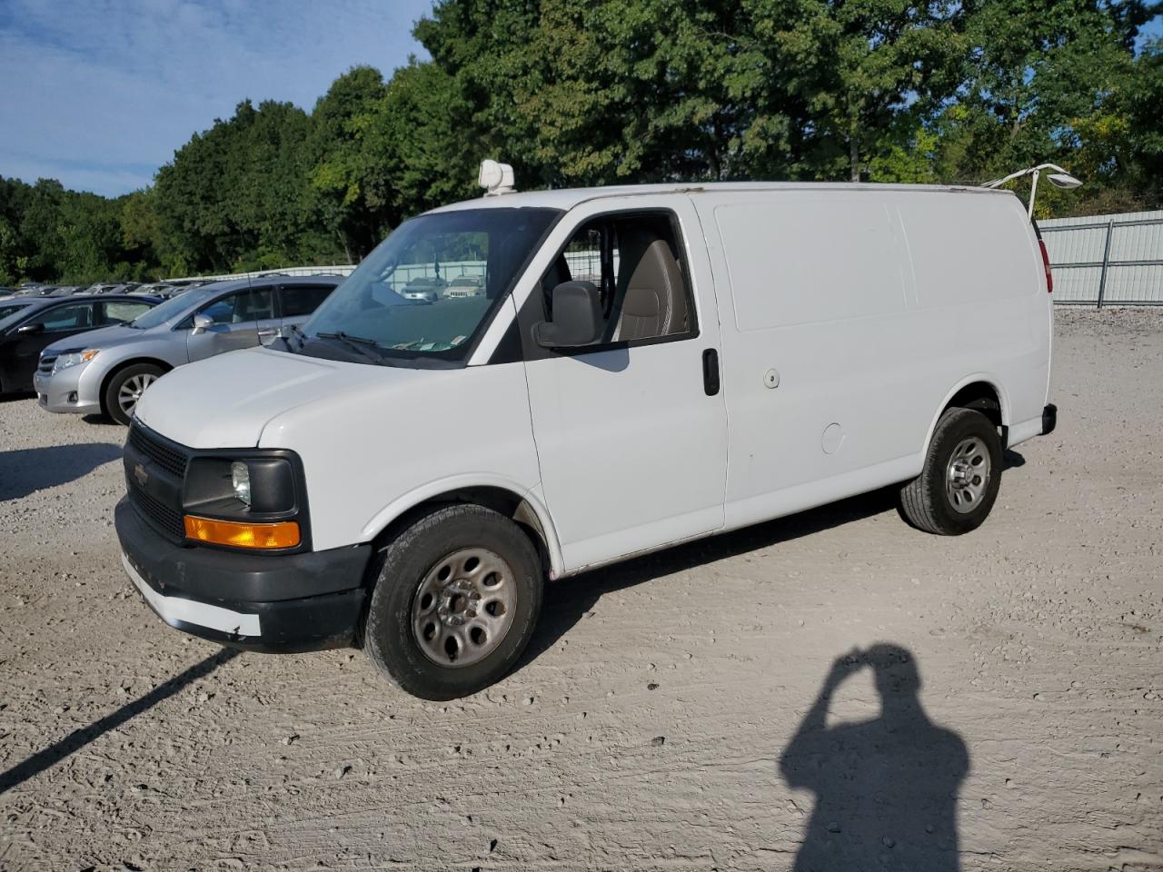2010 Chevrolet Express VIN 1GCUGADX4A1163109