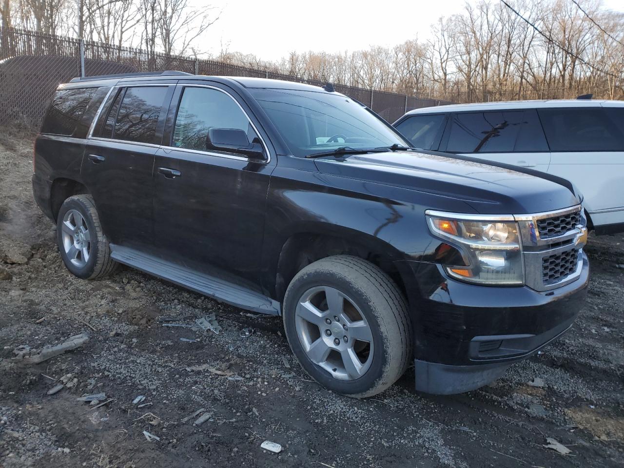 2015 Chevrolet Tahoe VIN 1GNSCBKC5FR235847 Copart auction photo, minor dent/scratches damage thumbnail 4