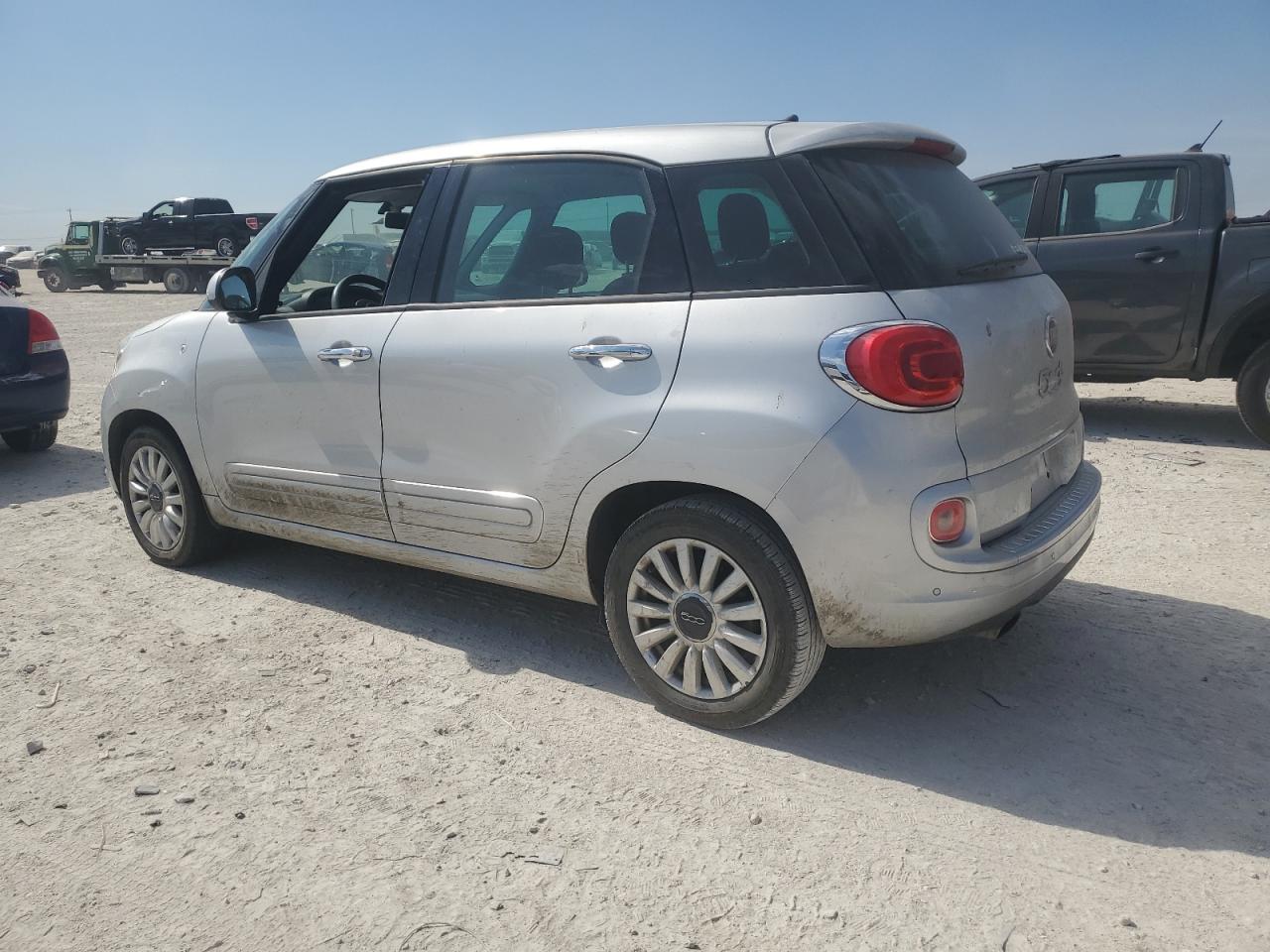 2014 Fiat 500 VIN ZFBCFABH8EZ014819 Copart auction photo, minor dent/scratches damage thumbnail 2