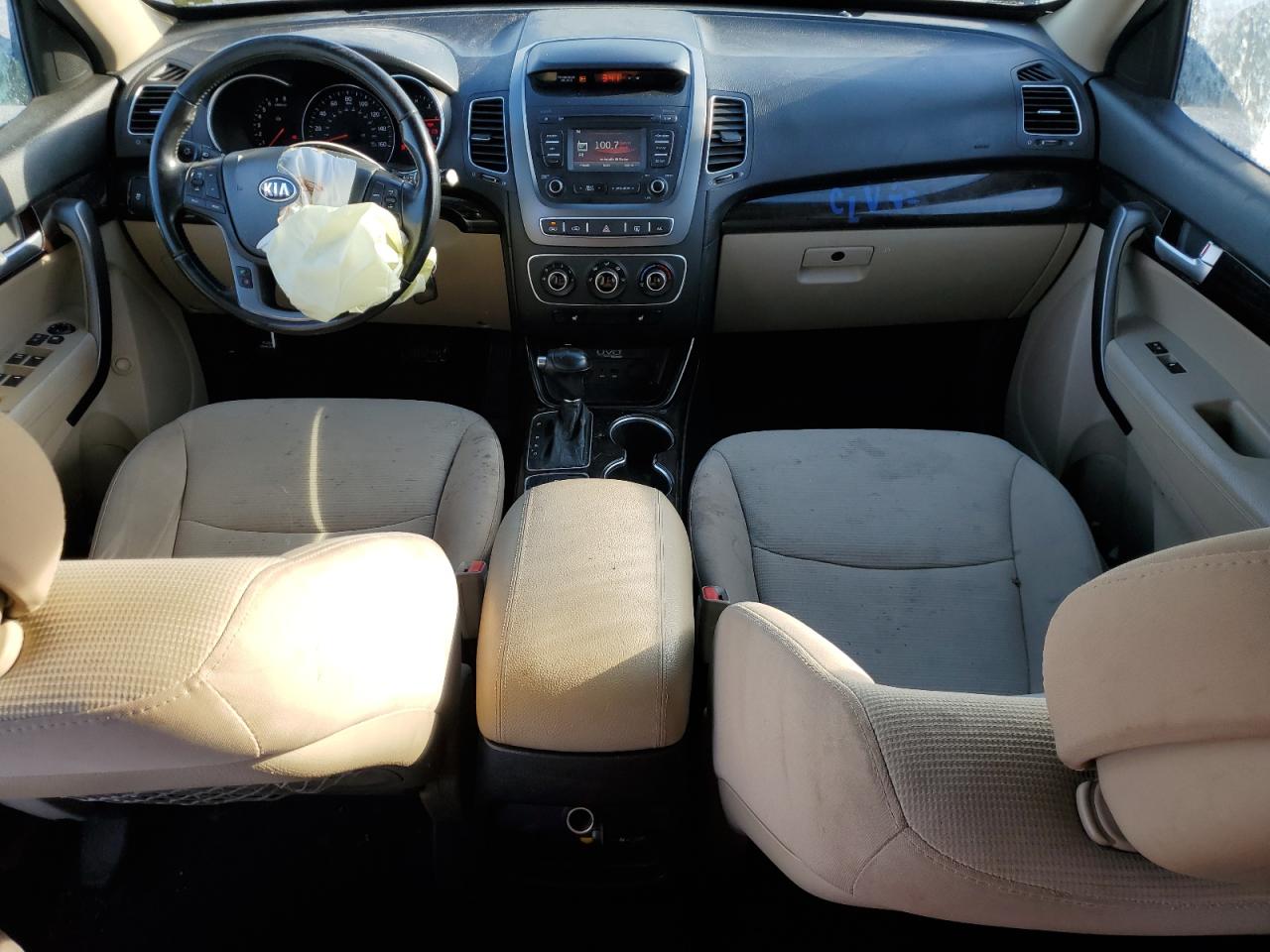 2015 KIA Sorento VIN 5XYKTCA60FG561368 Copart auction photo, front end / side damage thumbnail 8