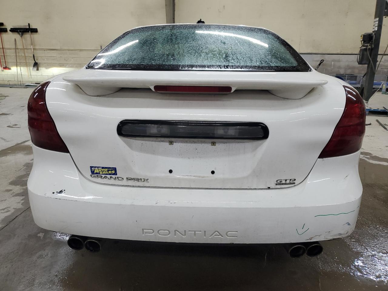 2005 Pontiac Grand Prix VIN 2G2WR524651143385 Copart auction photo, front end / minor dent/scratches damage thumbnail 6