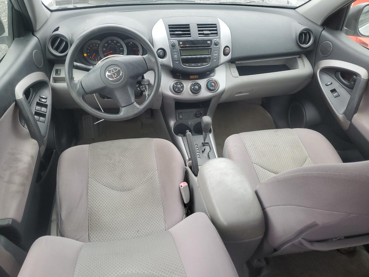 2007 Toyota RAV 4 VIN JTMBD35V775069879 Copart auction photo, rear end / minor dent/scratches damage thumbnail 8