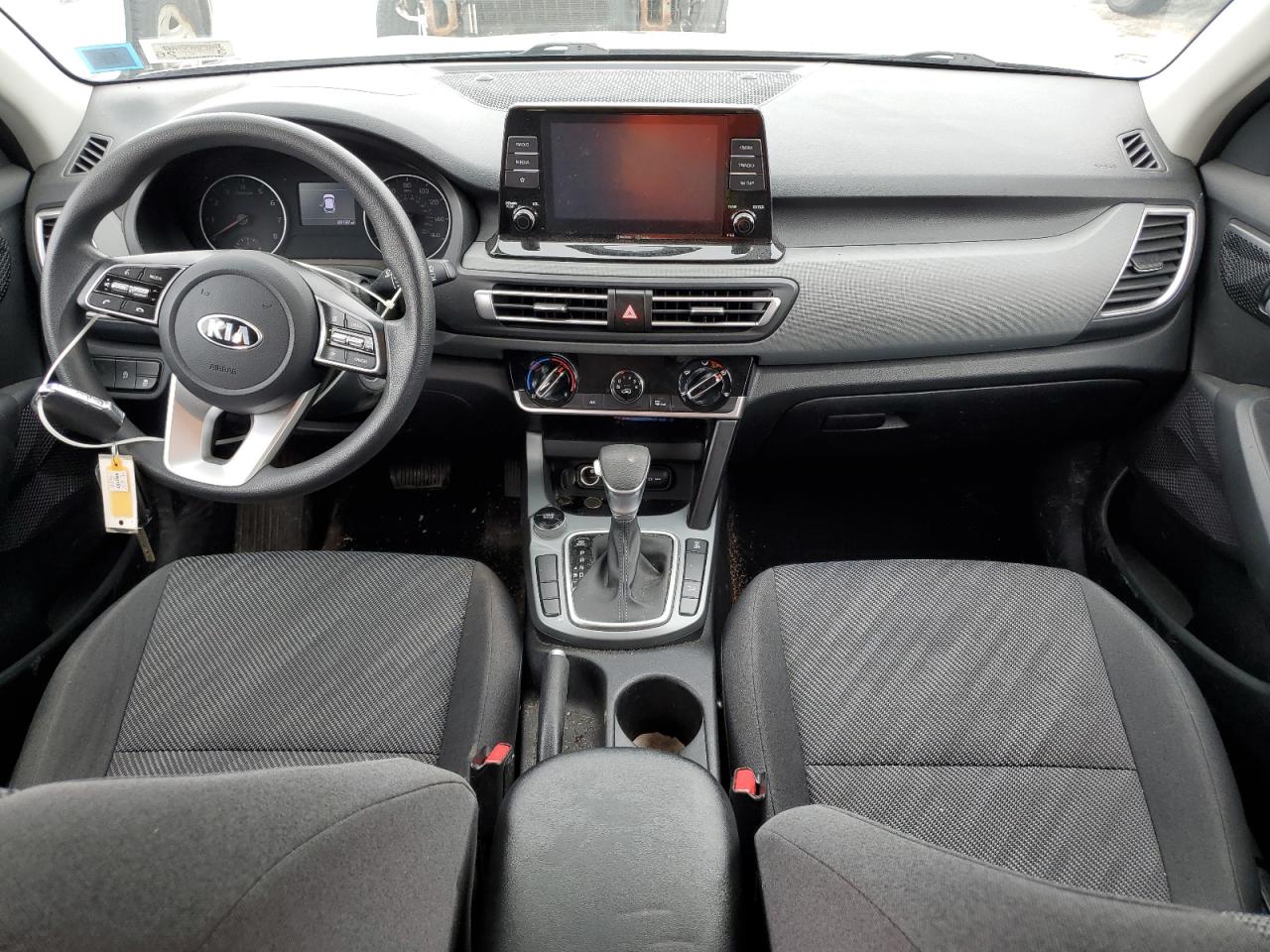 2021 KIA Seltos VIN KNDEPCAAXM7046118 Copart auction photo, front end damage thumbnail 8