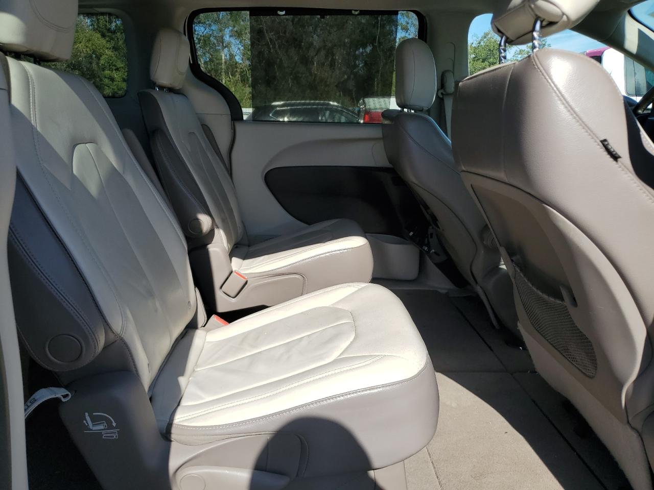 2017 Chrysler Pacifica VIN 2C4RC1BG6HR613854 Copart auction photo, rear end damage thumbnail 11