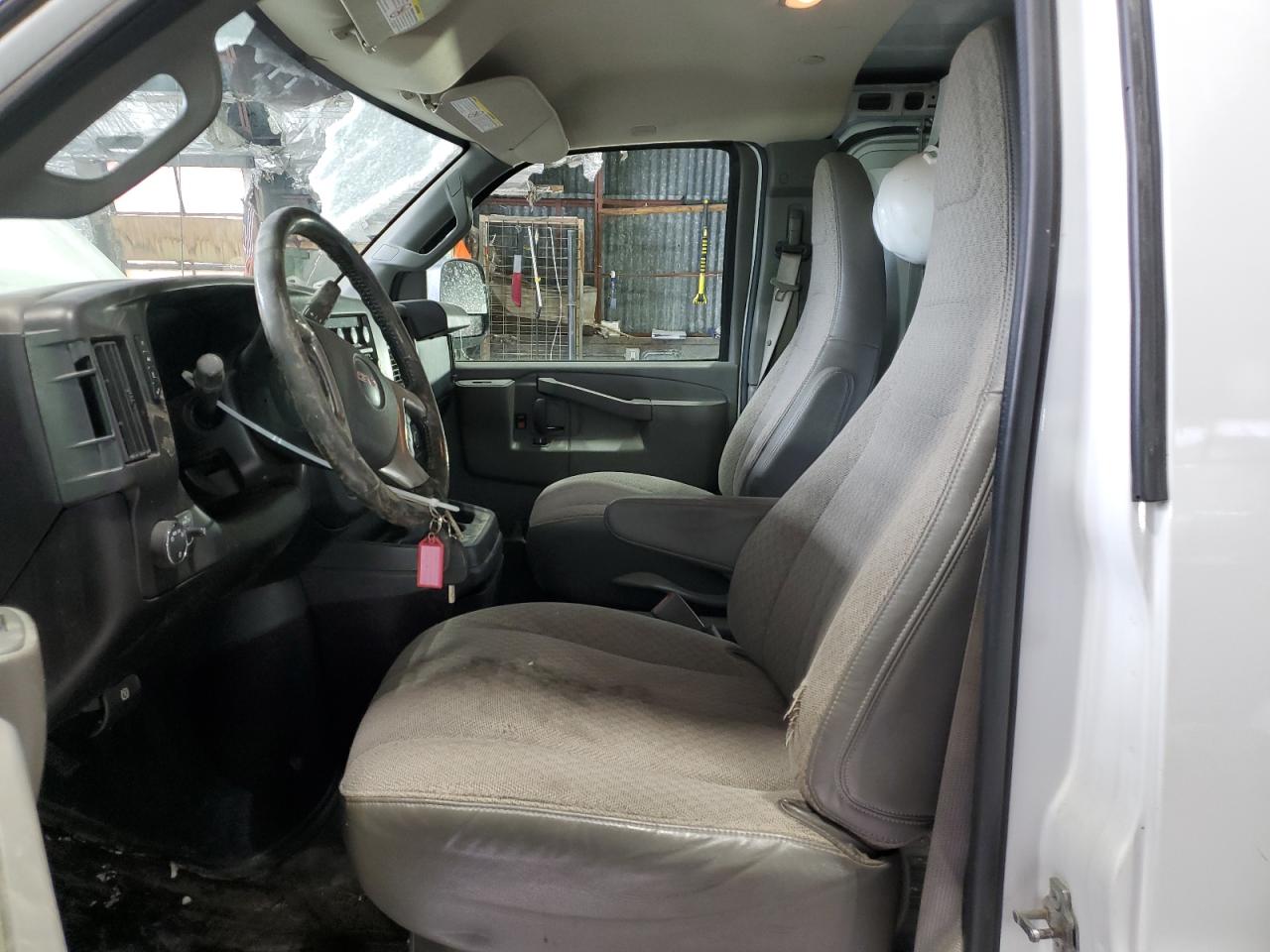 2017 GMC Savana VIN 1GTZ7HFG7H1127873 Copart auction photo, rear end damage thumbnail 7