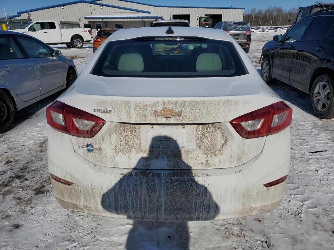 2018 Chevrolet Cruze VIN 1G1BC5SM8J7136486 Copart auction photo, front end damage thumbnail 6