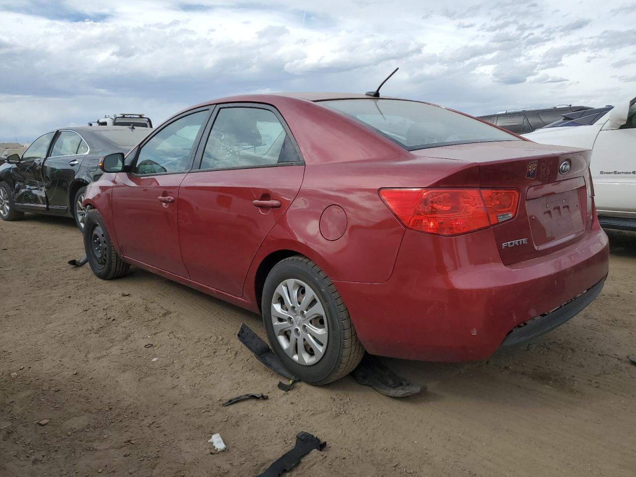 2011 KIA Forte VIN KNAFU4A29B5350154 Copart auction photo, front end damage thumbnail 2