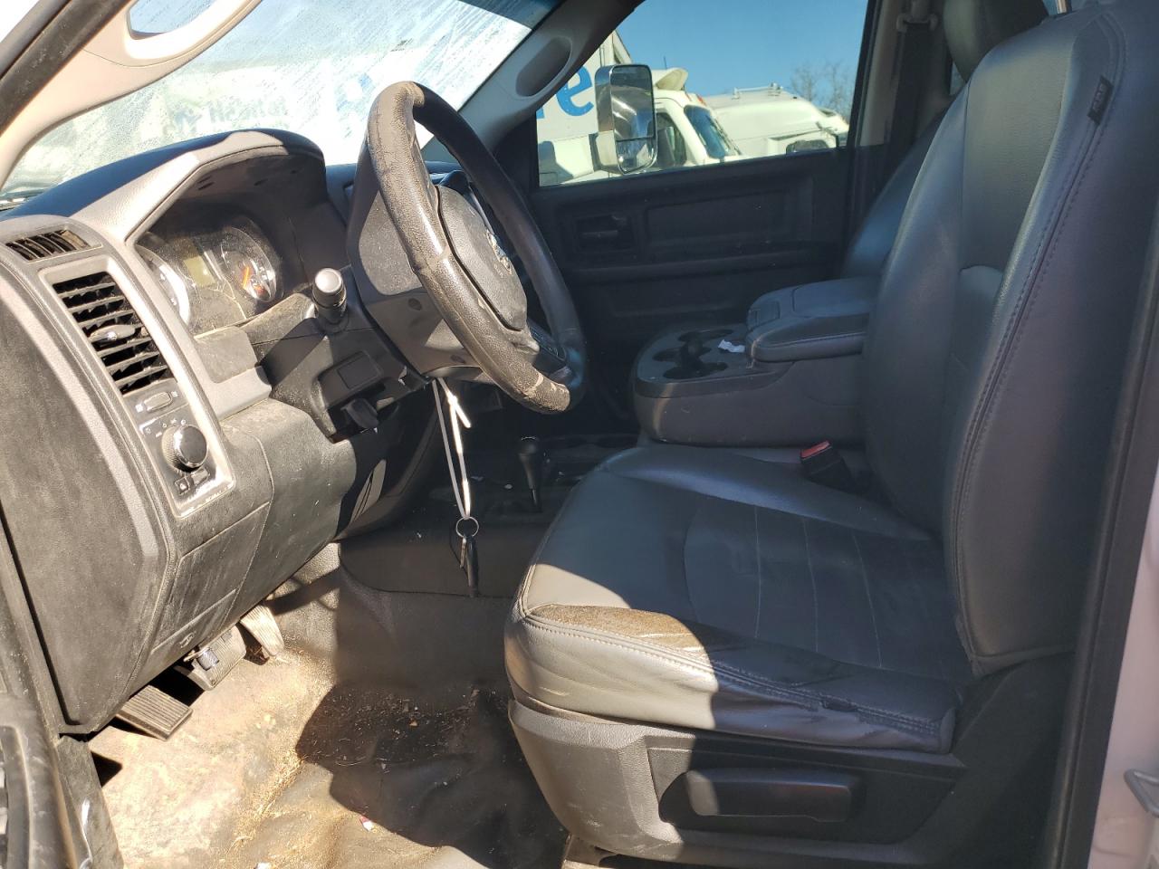 2017 RAM 3500 VIN 3C63RRGL3HG662032 Copart auction photo, all over damage thumbnail 7