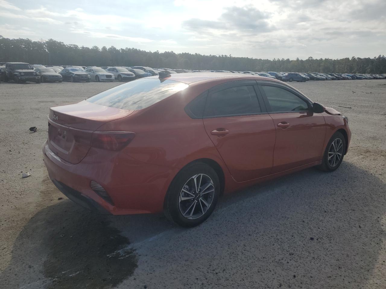2024 KIA Forte VIN 3KPF24AD0RE729374 Copart auction photo, front end damage thumbnail 3