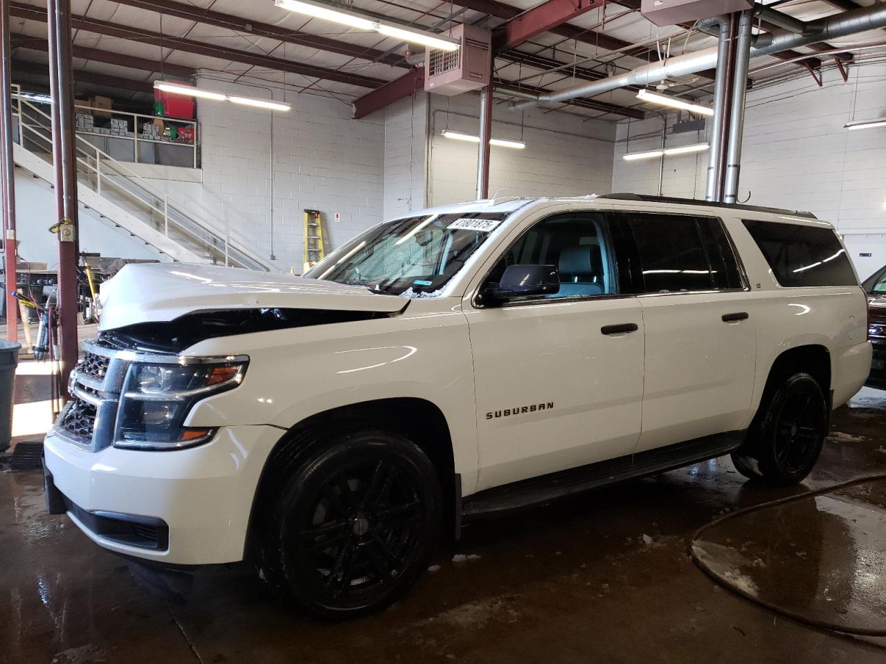 2016 Chevrolet Suburban VIN 1GNSKHKC6GR350139