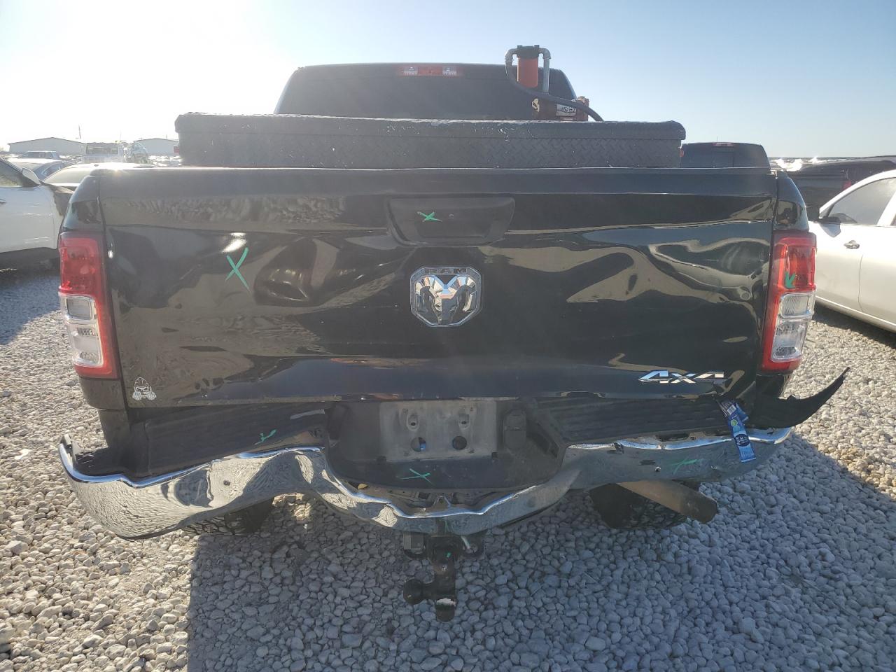 2020 RAM 2500 VIN 3C6UR5CJ3LG230809 Copart auction photo, rear end damage thumbnail 6