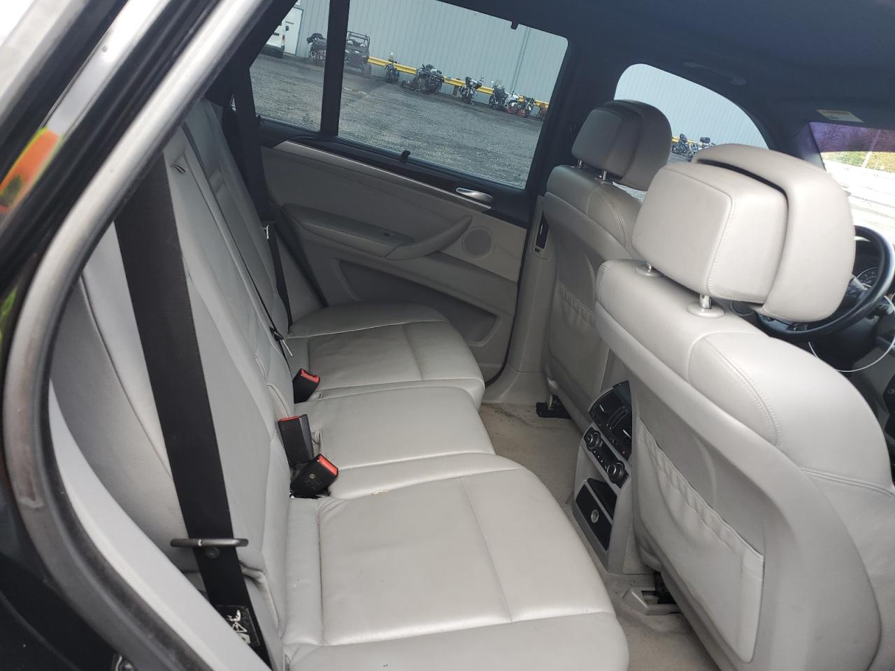 2009 BMW X5 VIN 5UXFE43549L260597 Copart auction photo, water/flood / front end damage thumbnail 11