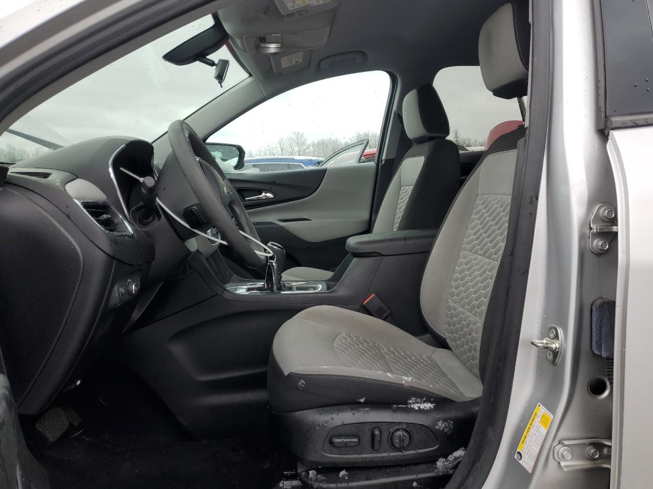2019 Chevrolet Equinox VIN 3GNAXSEV0KS604246 Copart auction photo, front end damage thumbnail 7