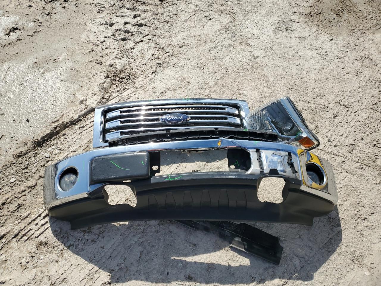 2013 Ford F-150 VIN 1FTFW1EF3DKF03642 Copart auction photo, front end / minor dent/scratches damage thumbnail 12