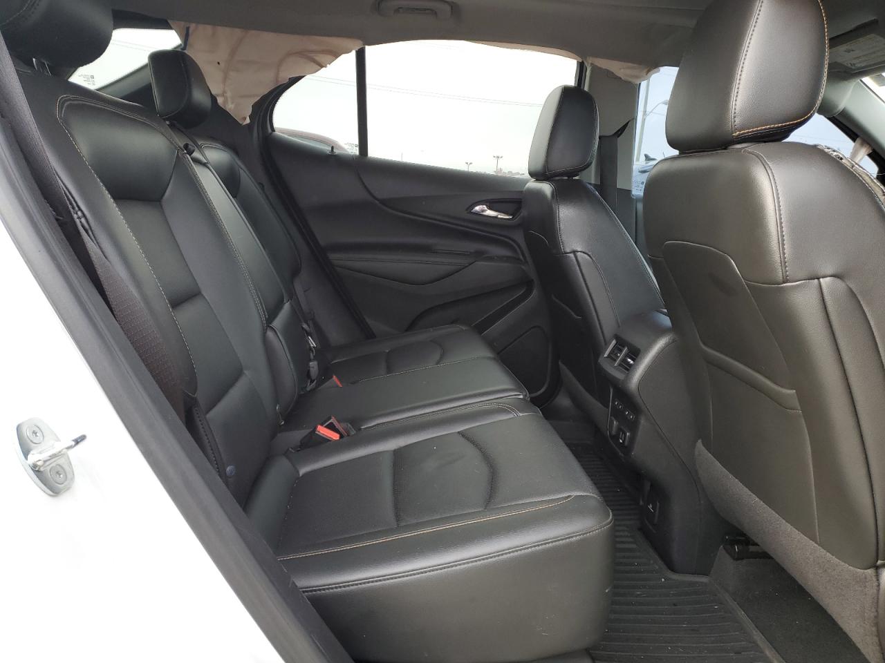 2018 Chevrolet Equinox VIN 3GNAXMEV6JL101325 Copart auction photo, side / minor dent/scratches damage thumbnail 11