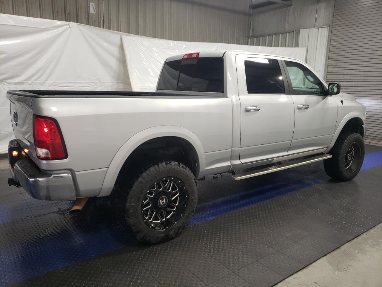 2016 RAM 2500 VIN 3C6TR5DT2GG378953 Copart auction photo, rear end / minor dent/scratches damage thumbnail 3