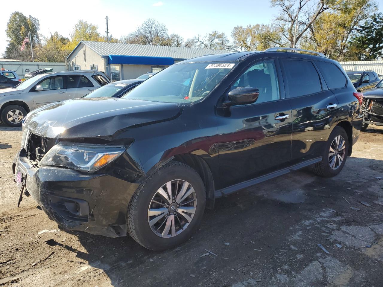 2017 Nissan Pathfinder VIN 5N1DR2MM4HC693337