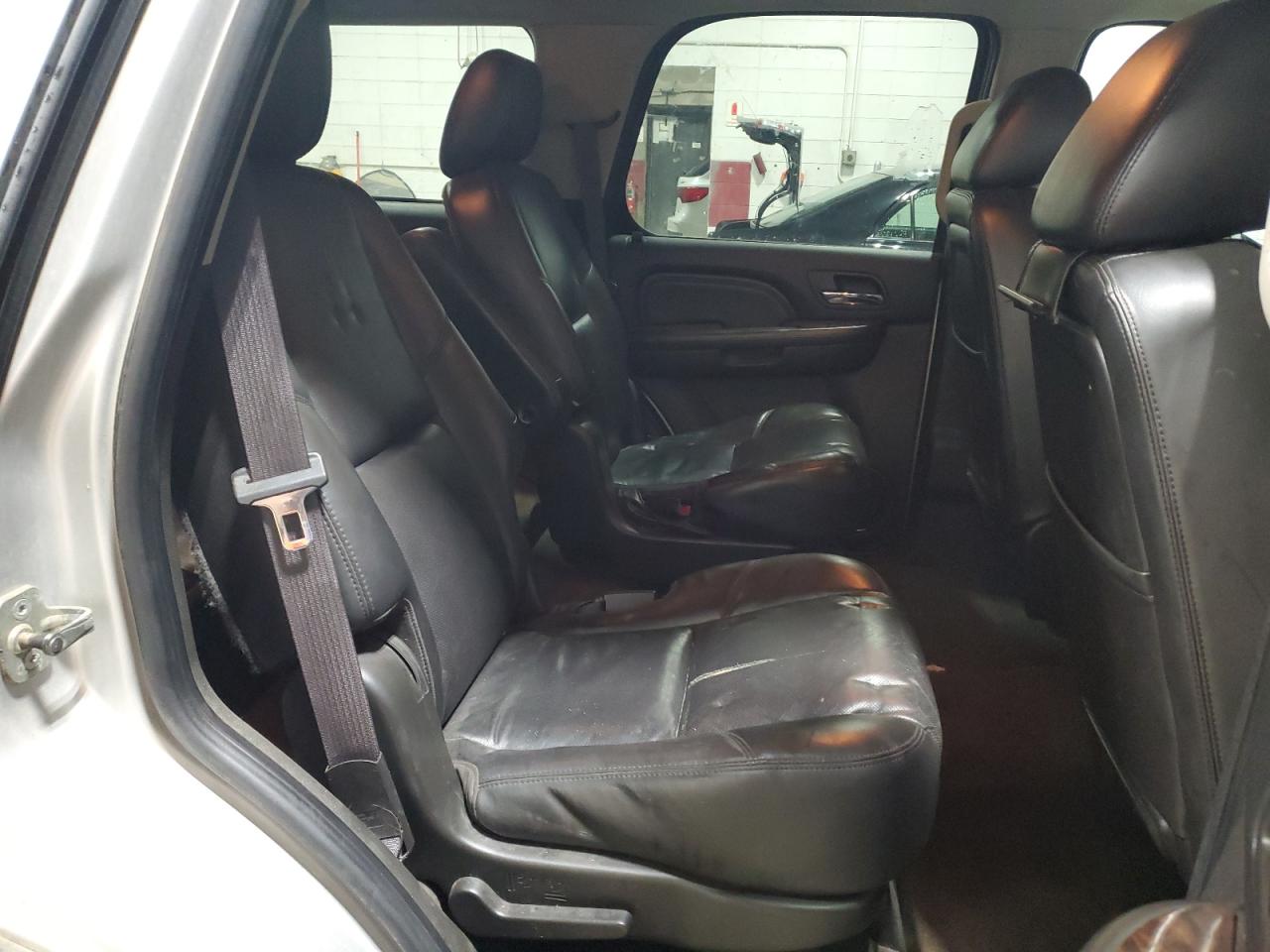 2011 GMC Yukon VIN 1GKS2EEF0BR139030 Copart auction photo, rear end / front end damage thumbnail 11