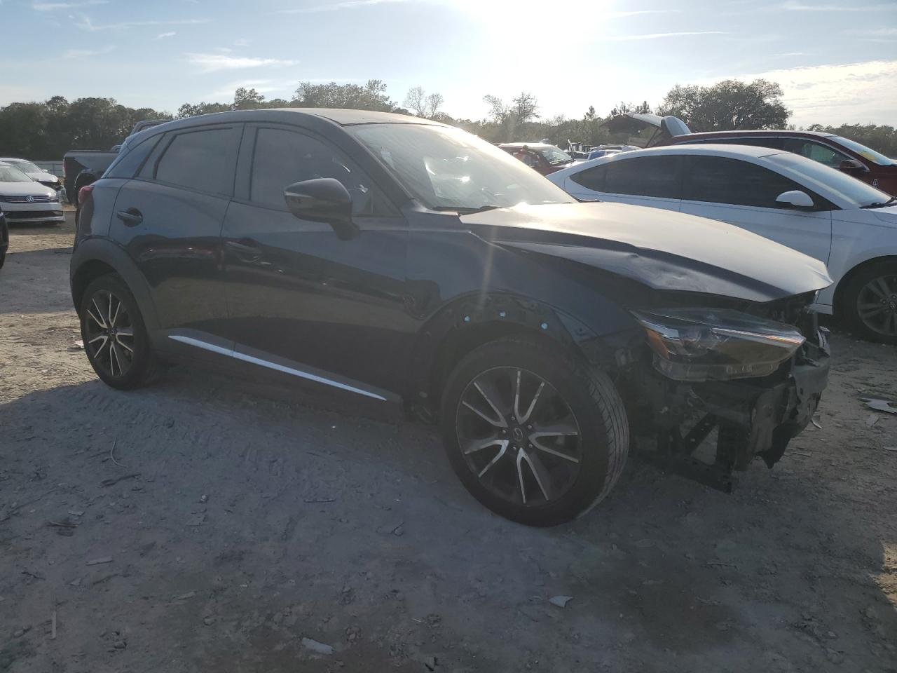 2016 Mazda CX-3 VIN JM1DKDD78G0127860 Copart auction photo, front end damage thumbnail 4