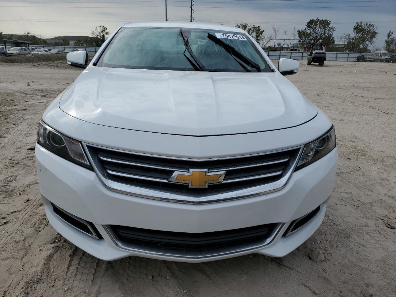 2018 Chevrolet Impala VIN 2G1105S39J9164422 Copart auction photo, water/flood damage thumbnail 5