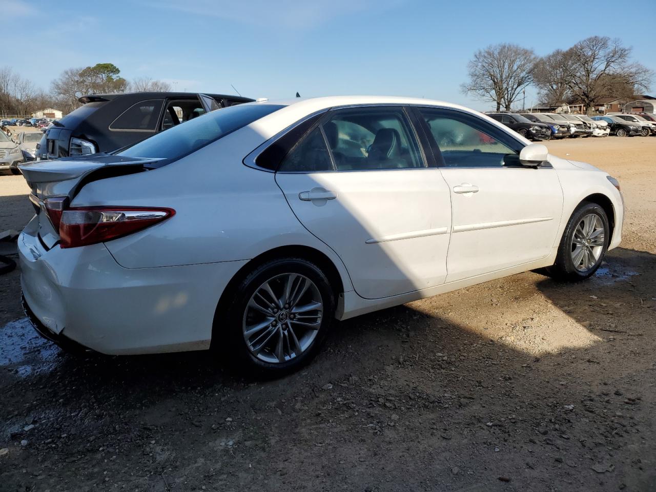 2016 Toyota Camry VIN 4T1BF1FK0GU180598 Copart auction photo, rear end damage thumbnail 3