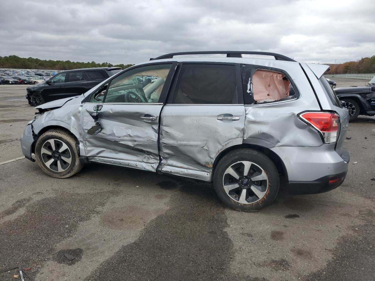2018 Subaru Forester VIN JF2SJARC4JH477012 Copart auction photo, rollover damage thumbnail 2